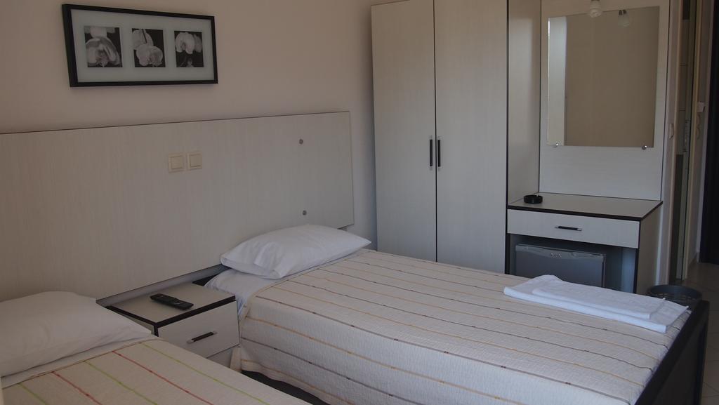 Rondos Hotel Himare Luaran gambar