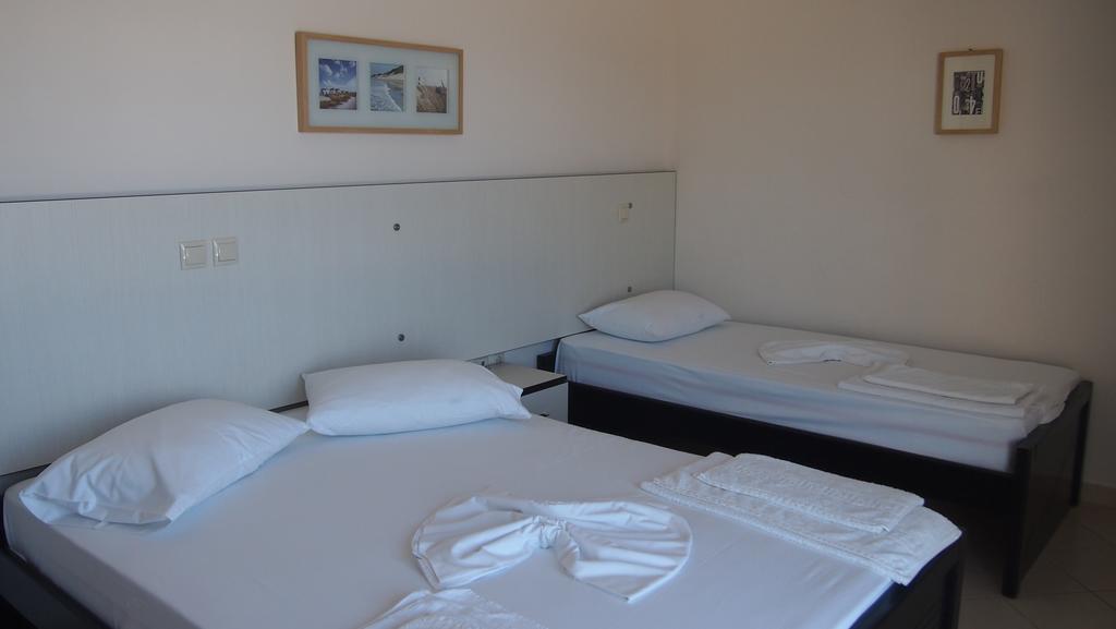 Rondos Hotel Himare Luaran gambar