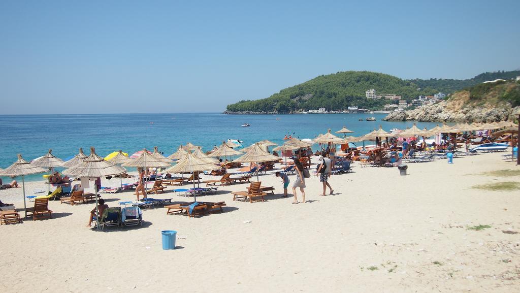 Rondos Hotel Himare Luaran gambar