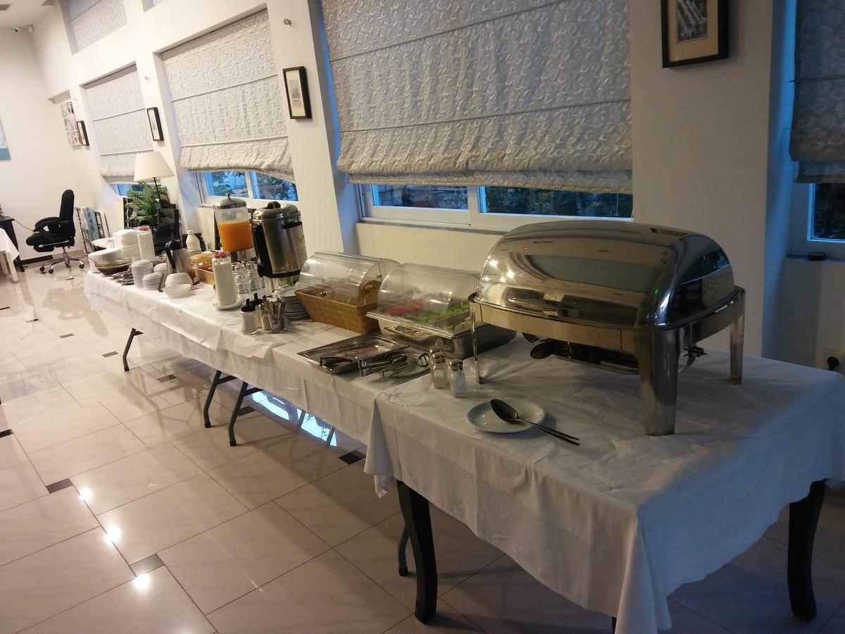 Rondos Hotel Himare Luaran gambar