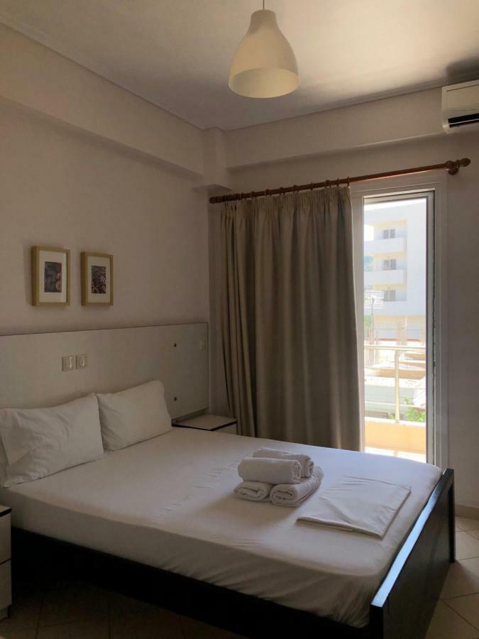 Rondos Hotel Himare Luaran gambar