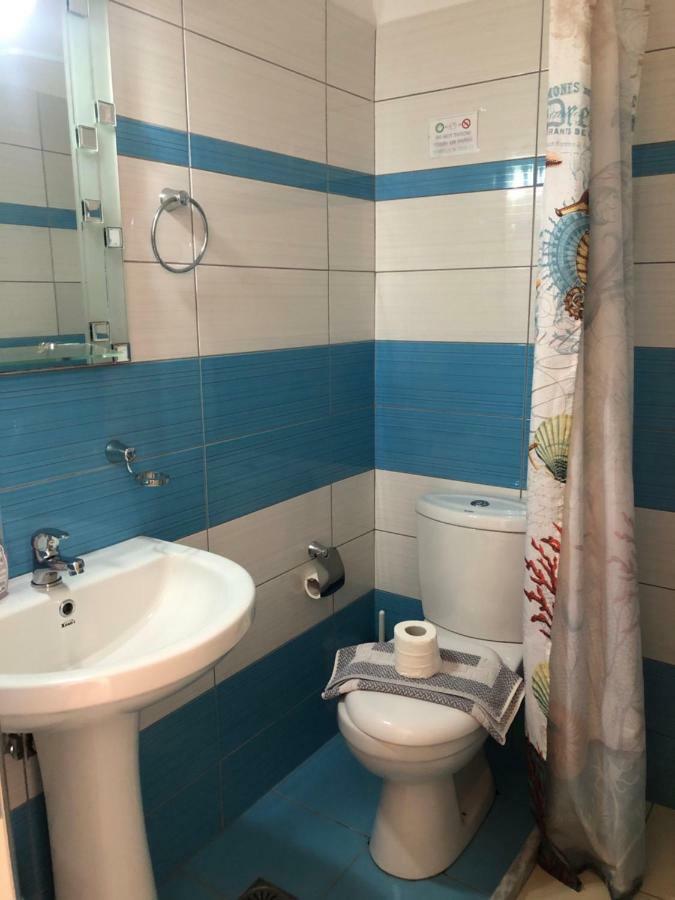 Rondos Hotel Himare Luaran gambar